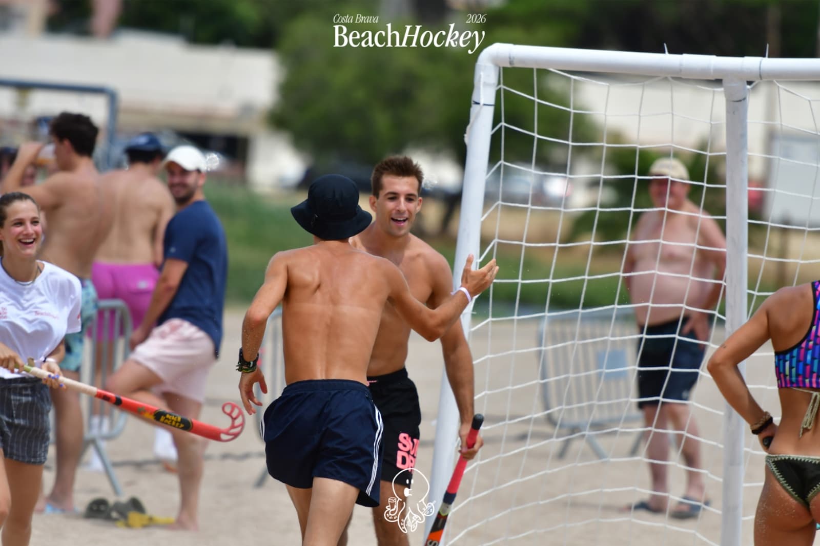 Partida de beach hockey en acci贸